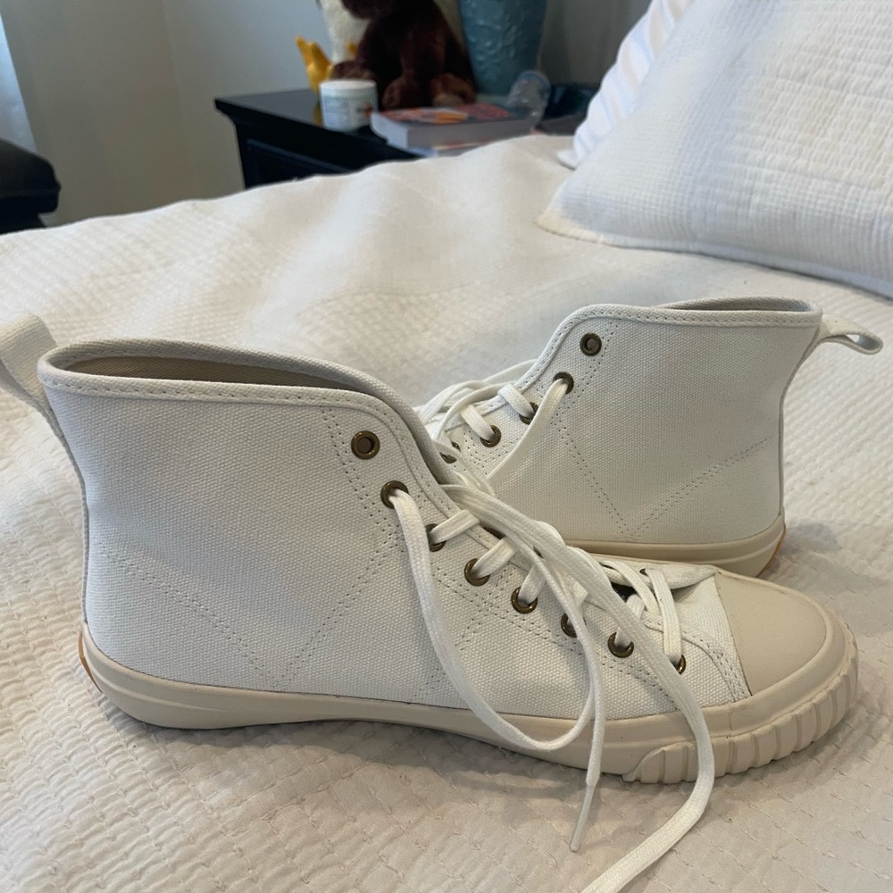 JCREW Gola high top white canvas shoes